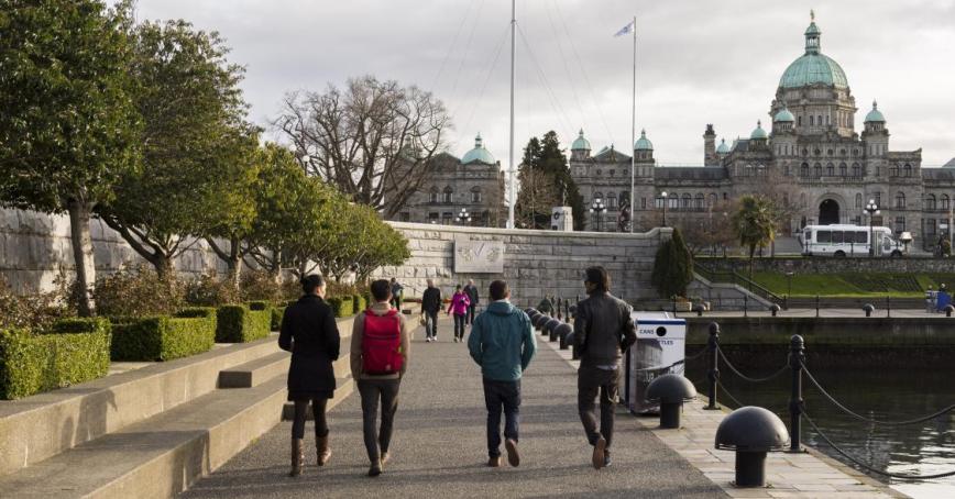 students walking downtown victoria