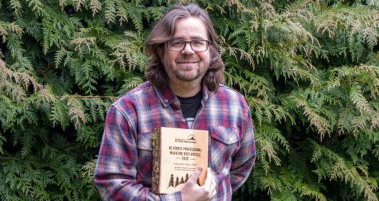 Assoc. Prof. Simonn Pulla with Best Article of 2020 by the Association of BC Forest Professionals