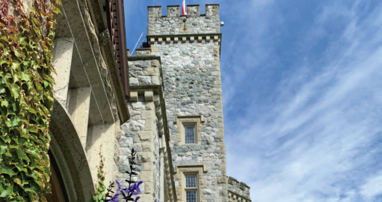 Side view of Hadley Castle with a blue sky day