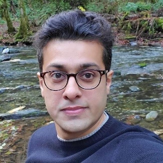 Portrait of Mohsen Rana